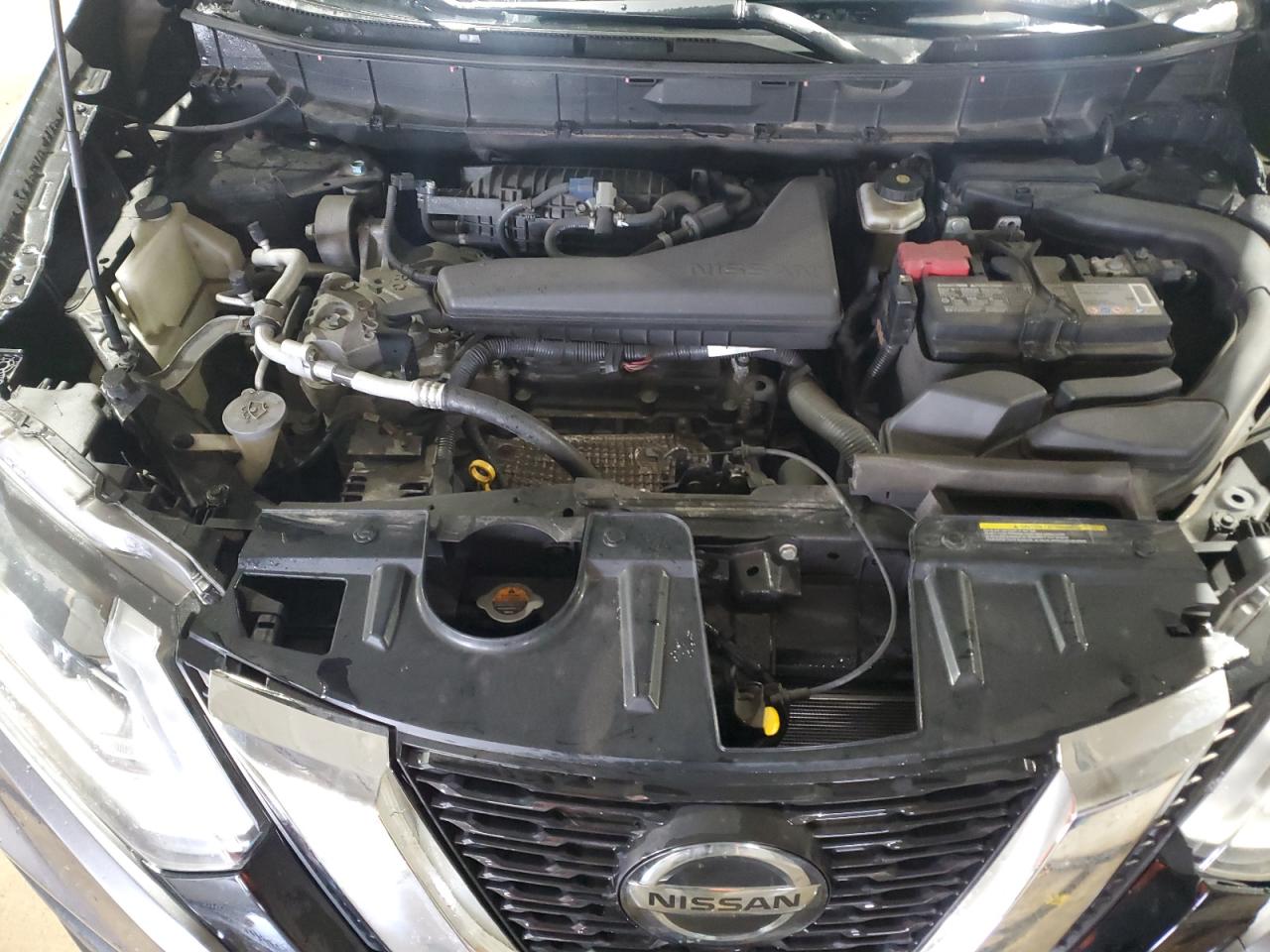 2020 Nissan Rogue - Image 12