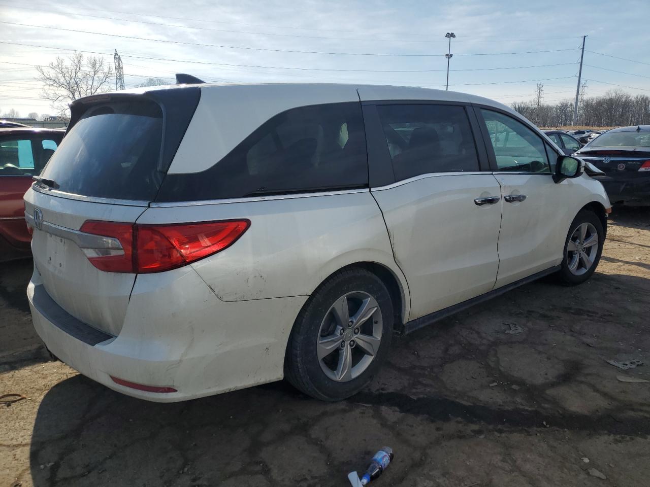 2018 Honda Odyssey - Image 3