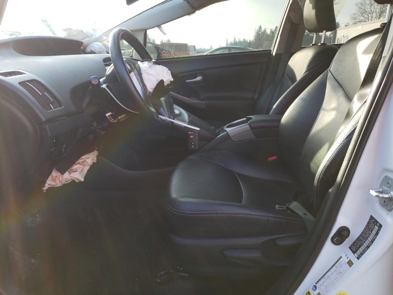 2015 Toyota Prius - Image 7