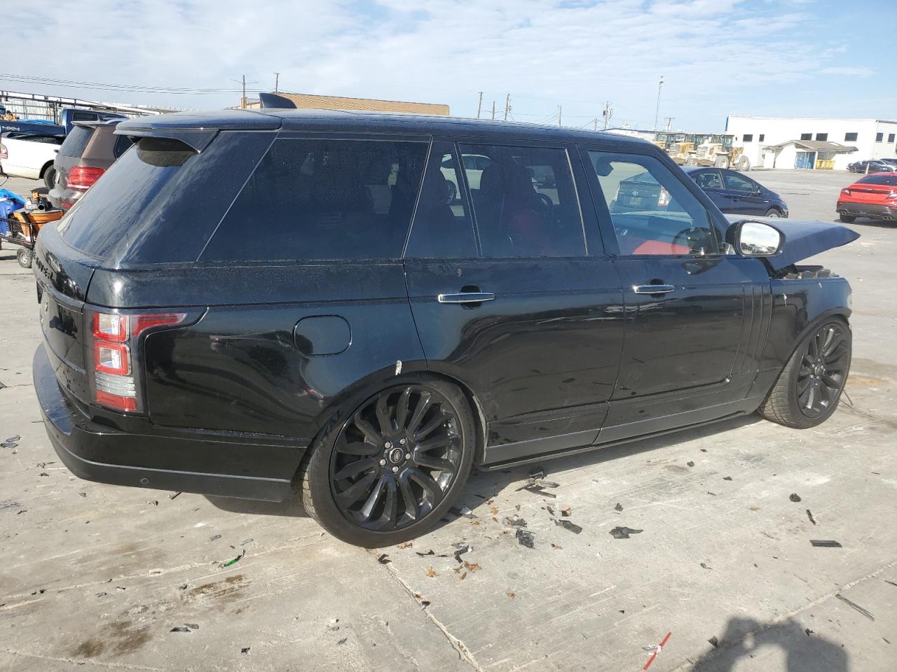 2017 Land Rover Range Rover - Image 3
