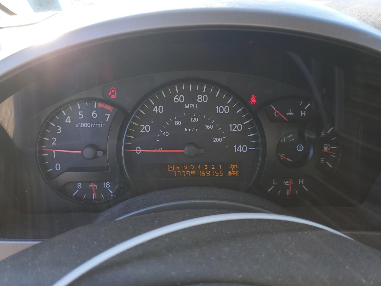 2006 Nissan Titan - Image 9