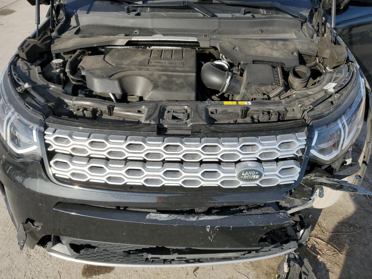 2020 Land Rover Discovery - Image 12