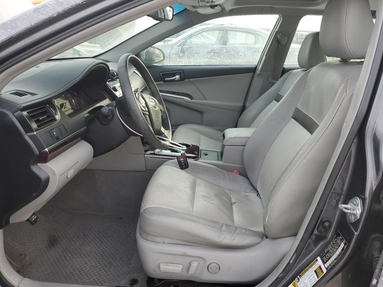 2012 Toyota Camry - Image 7