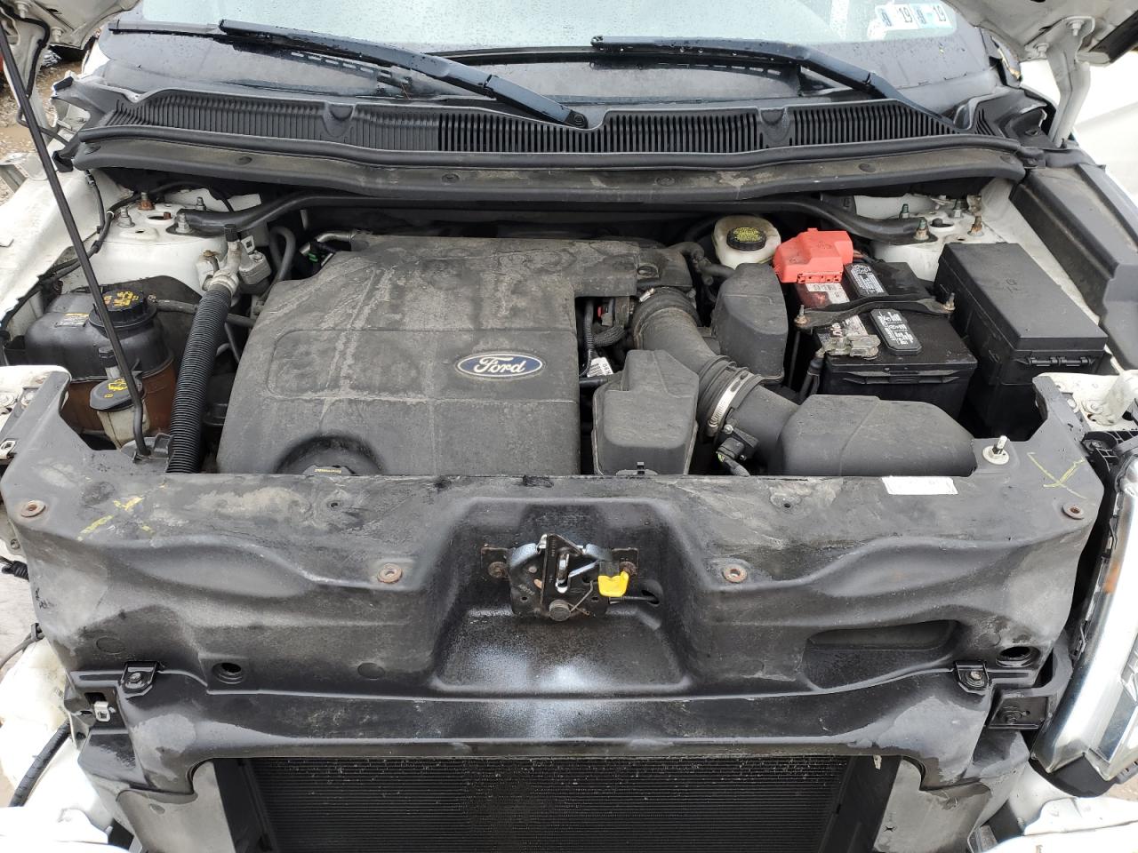 2012 Ford Explorer - Image 12
