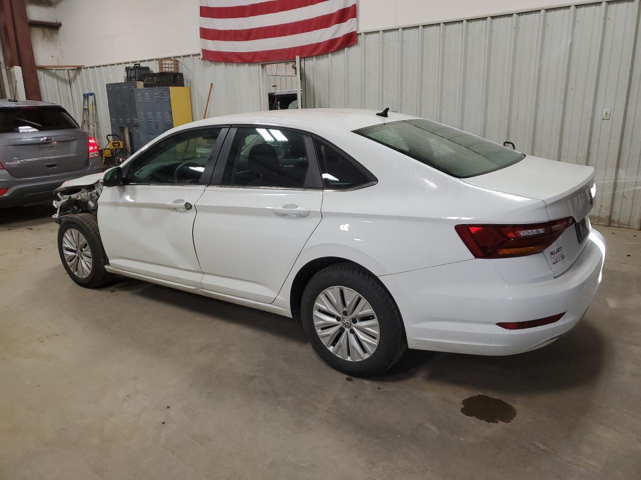 2019 Volkswagen Jetta - Image 2