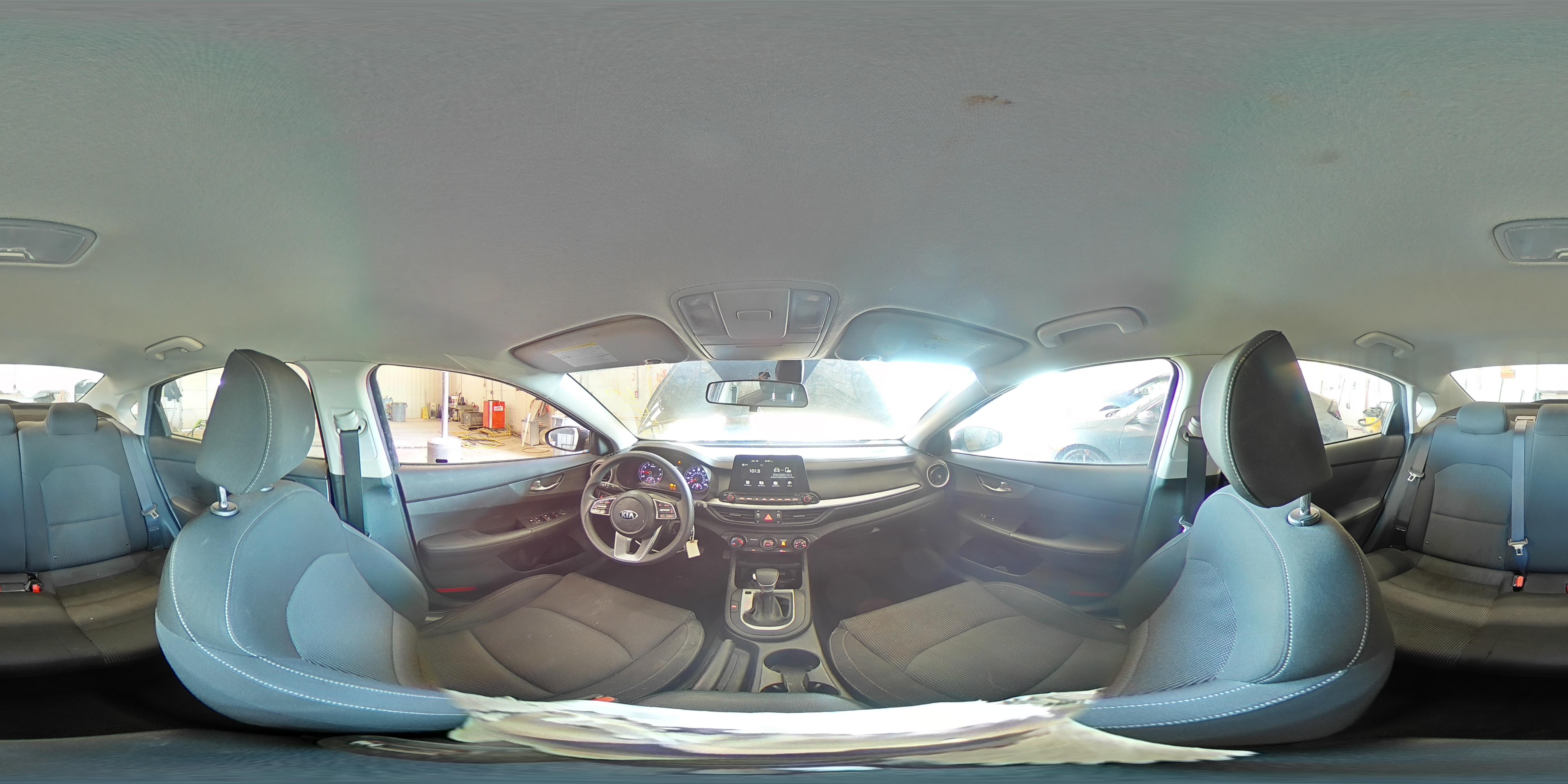 2021 Kia Forte - Image 14