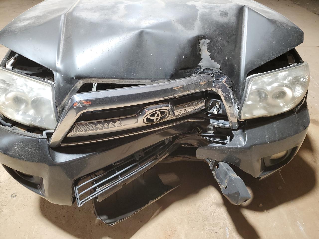2006 Toyota 4Runner - Image 11