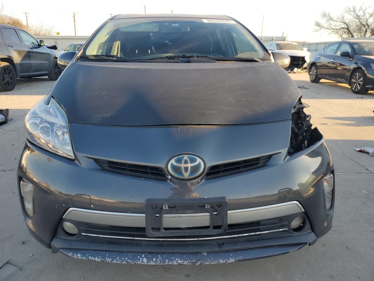 2012 Toyota Prius - Image 5
