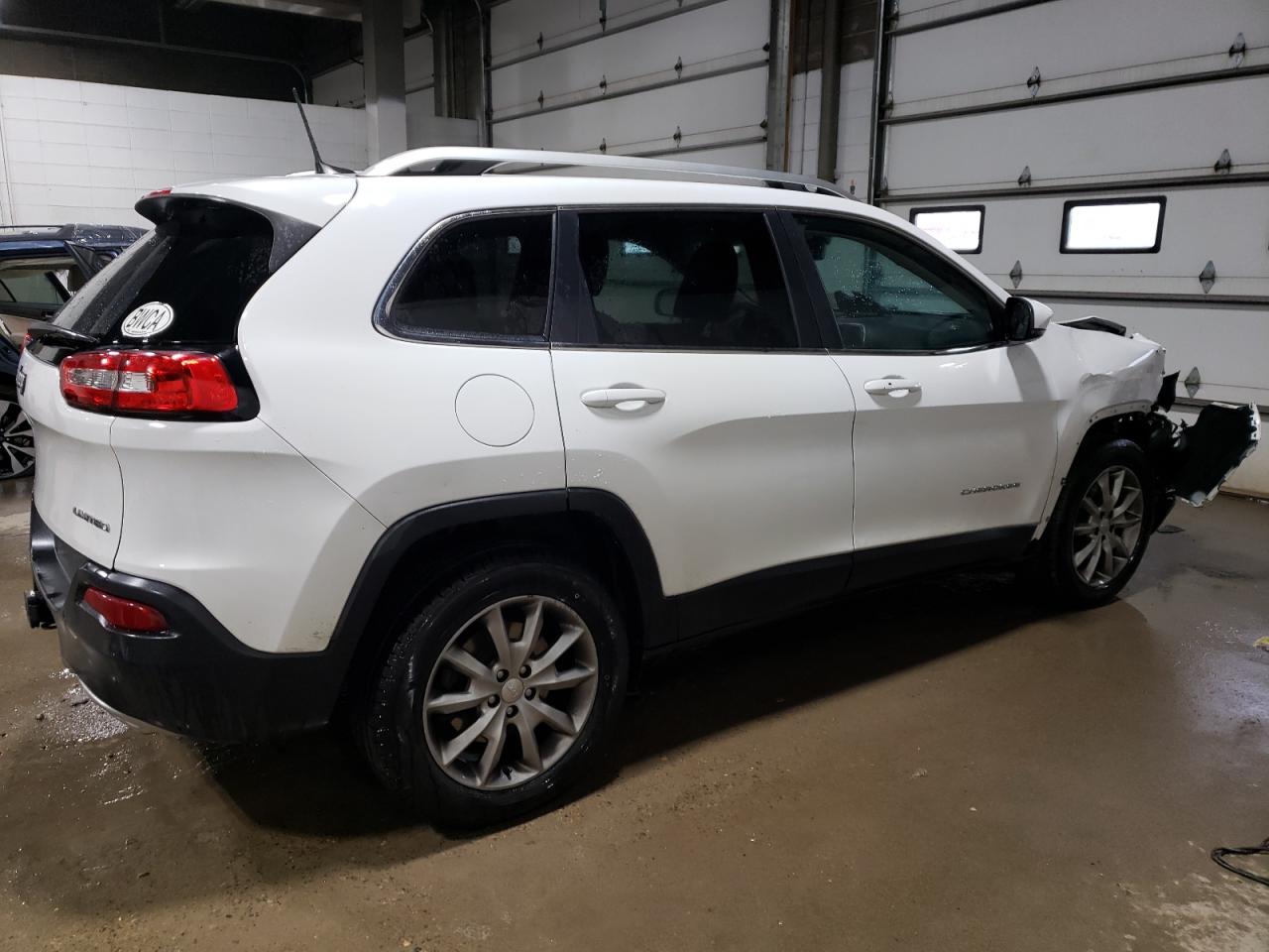 2018 Jeep Grand Cherokee - Image 3