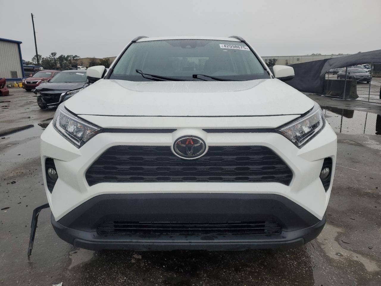 2019 Toyota RAV 4 - Image 5