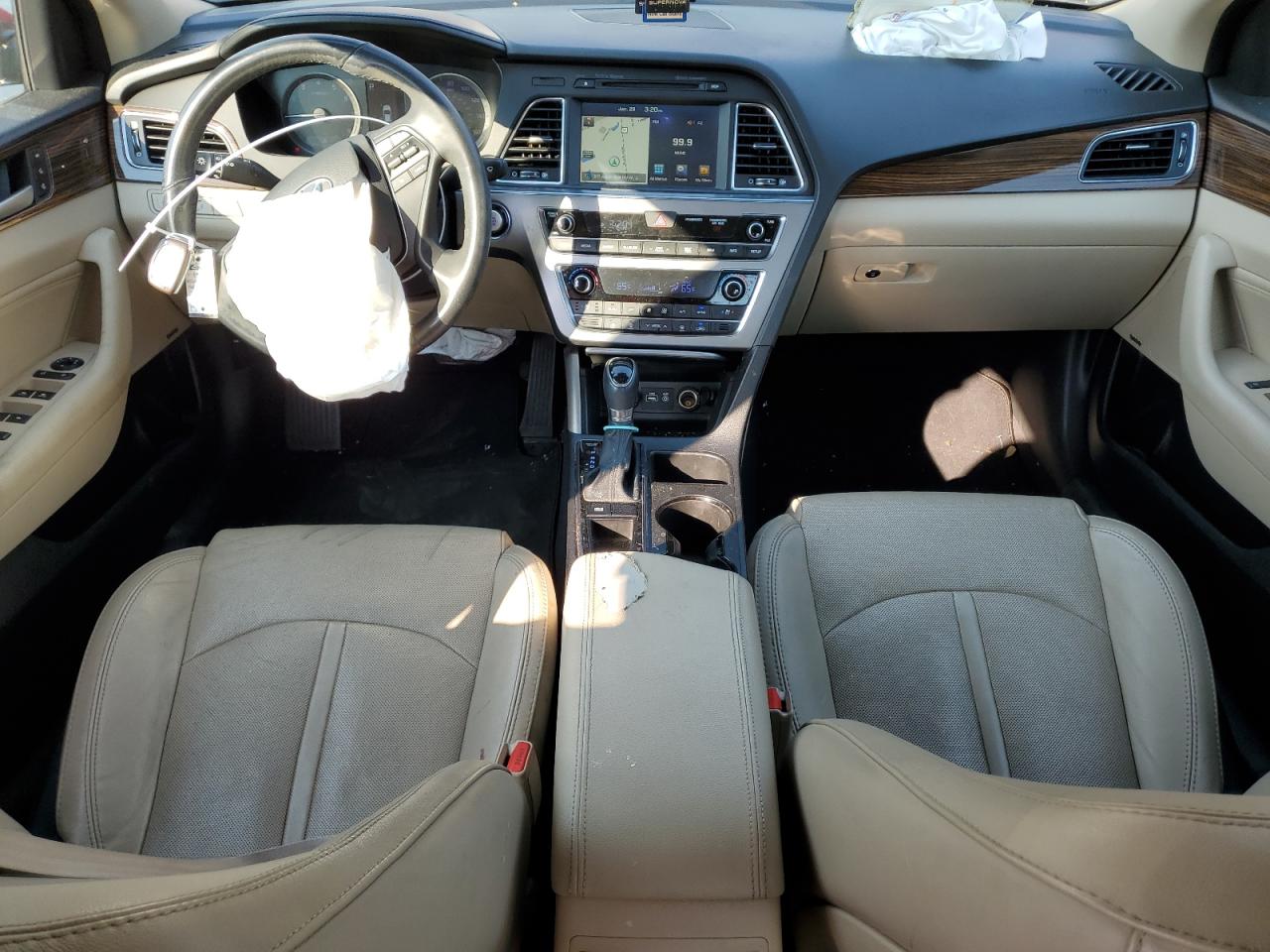 2016 Hyundai Sonata - Image 8