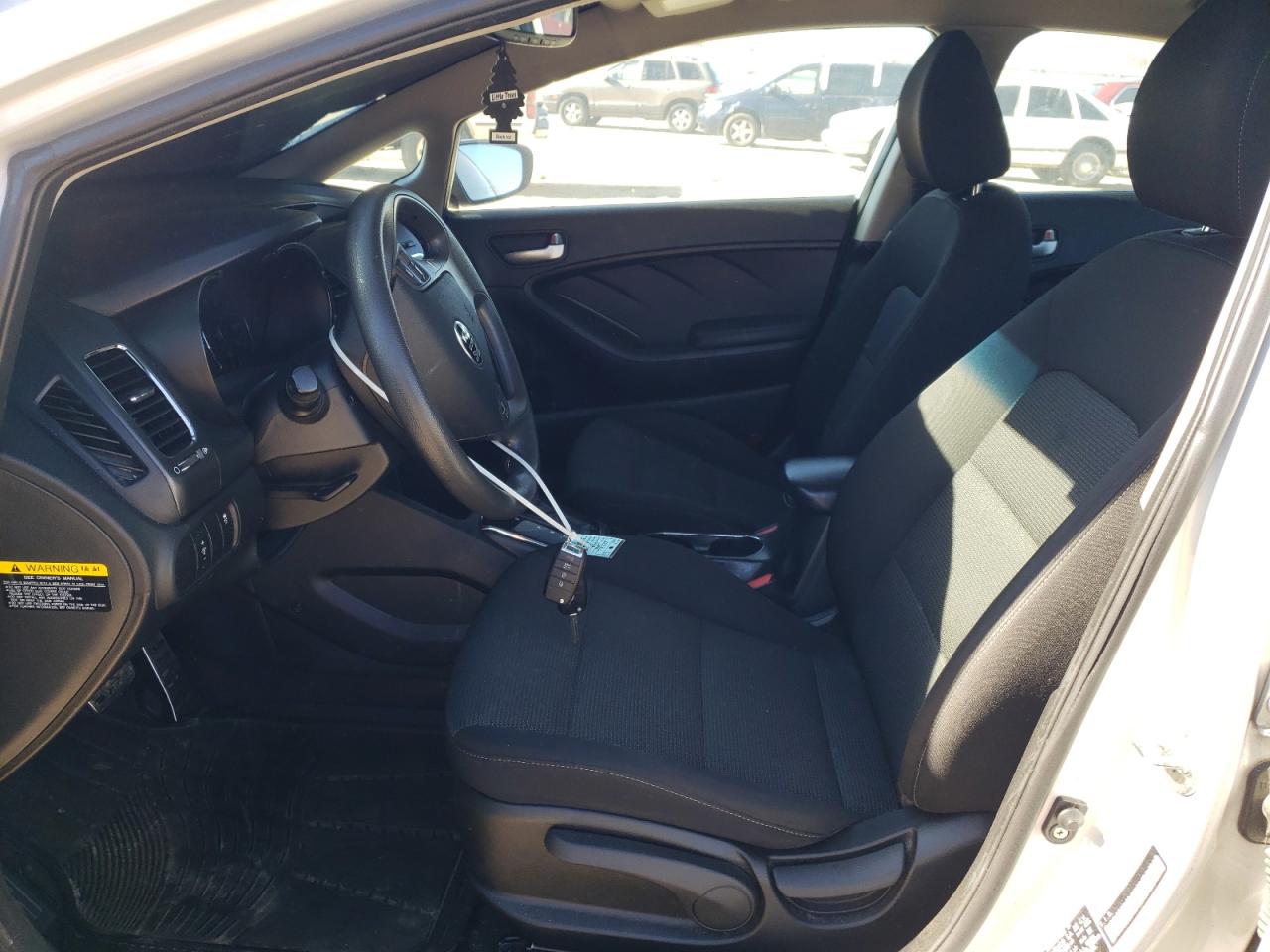 2018 Kia Forte - Image 7