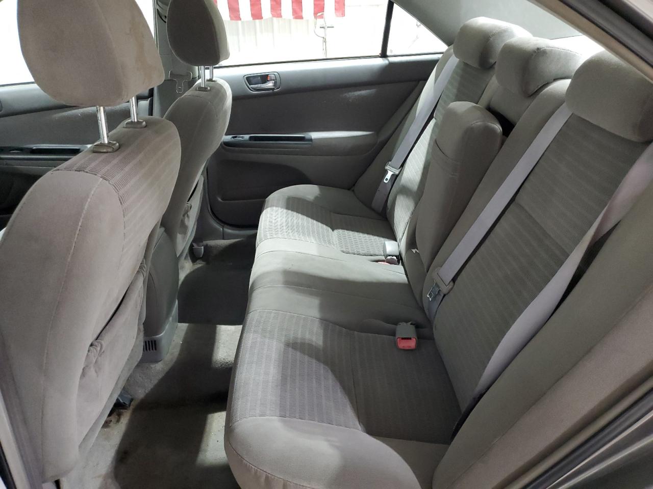 2005 Toyota Camry - Image 10