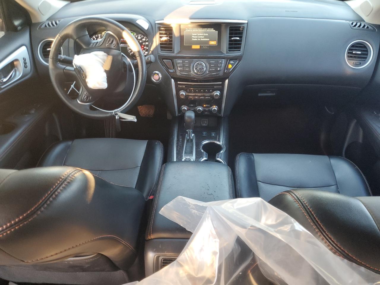 2020 Nissan Pathfinder - Image 8