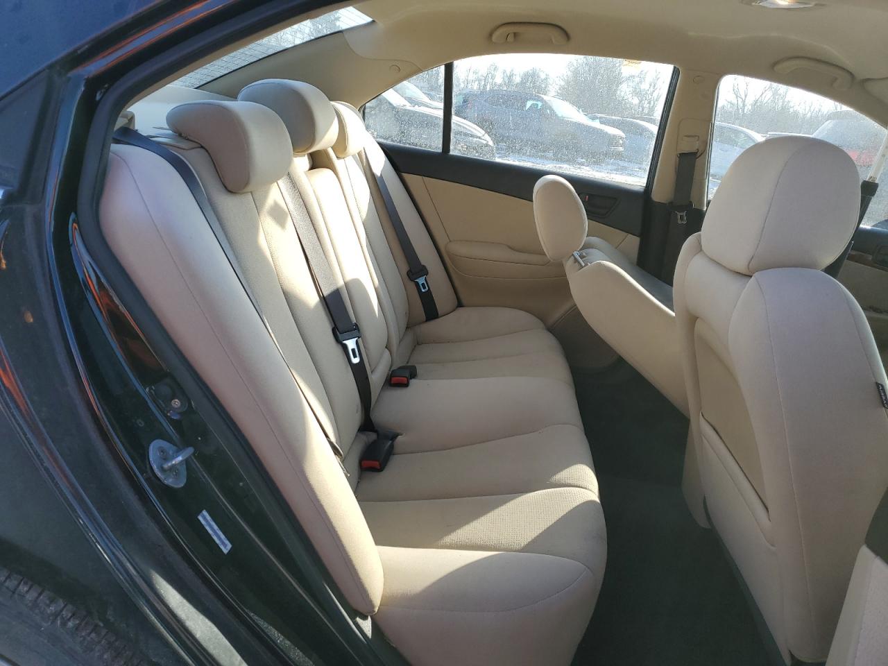 2009 Hyundai Sonata - Image 11