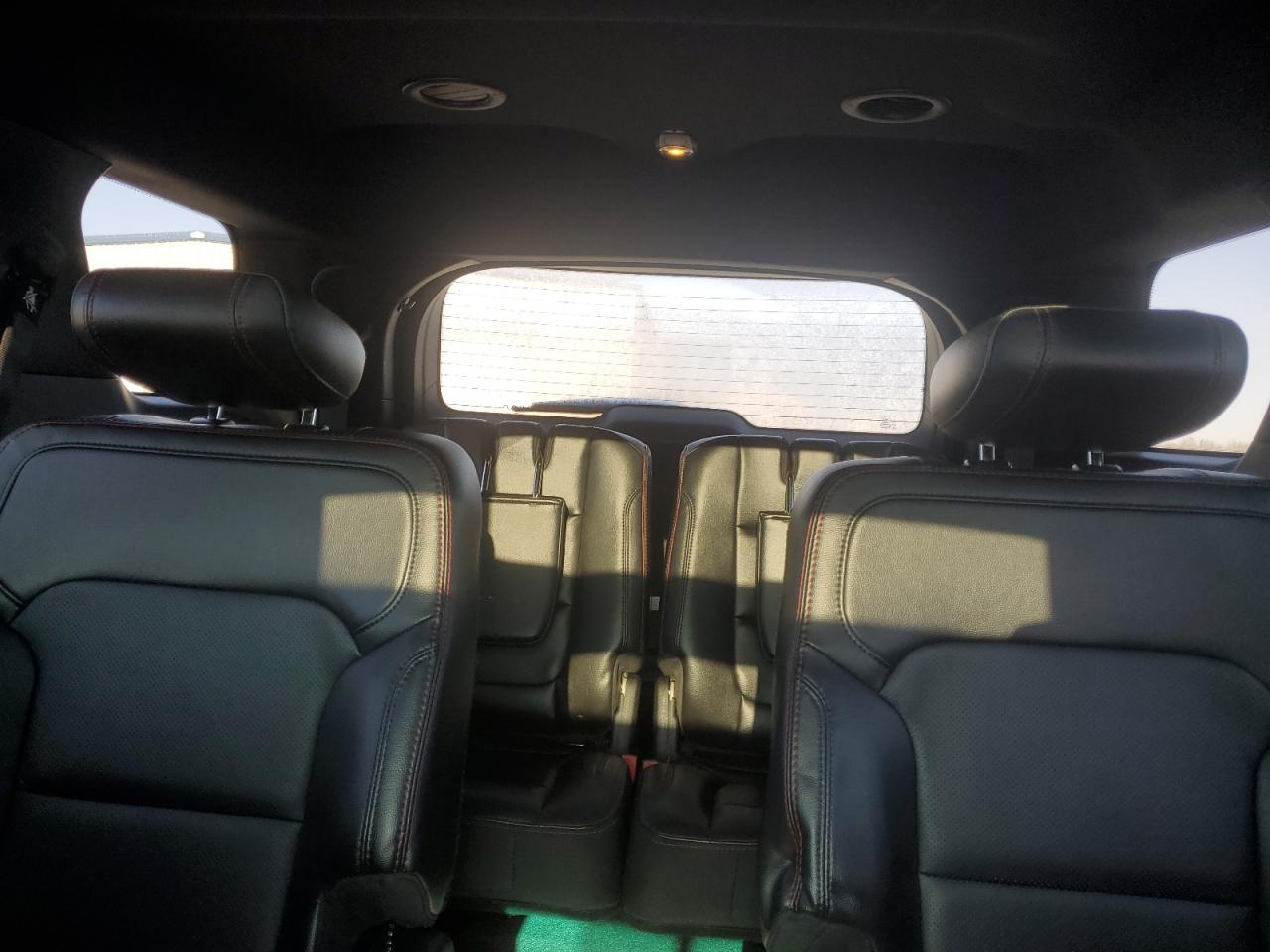 2017 Ford Explorer - Image 10