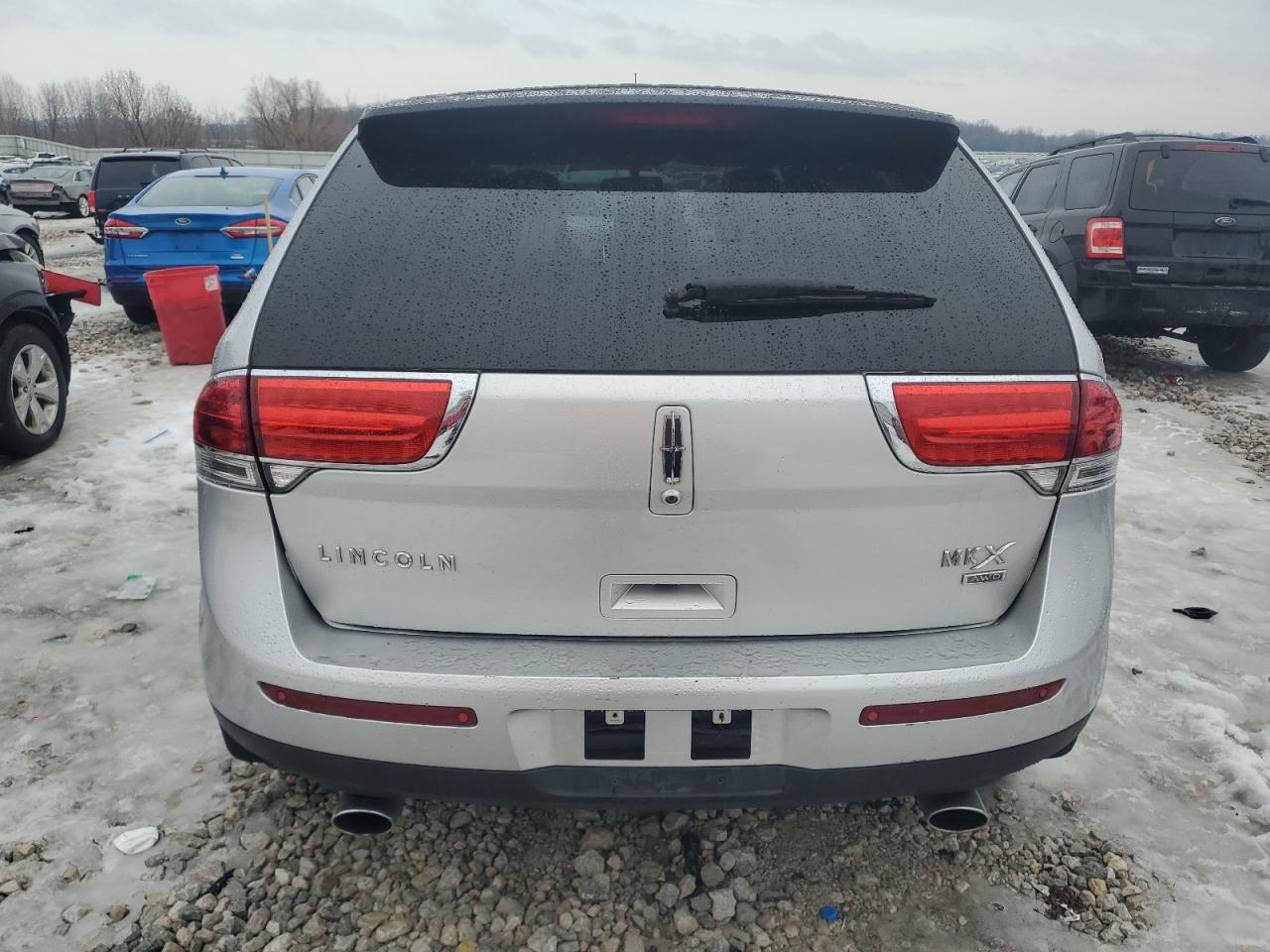 2011 Lincoln MKX - Image 6