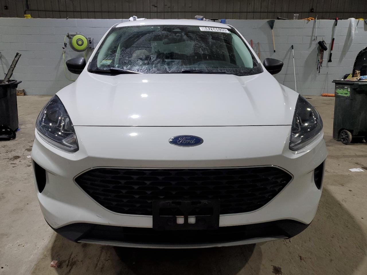 2022 Ford Escape - Image 5
