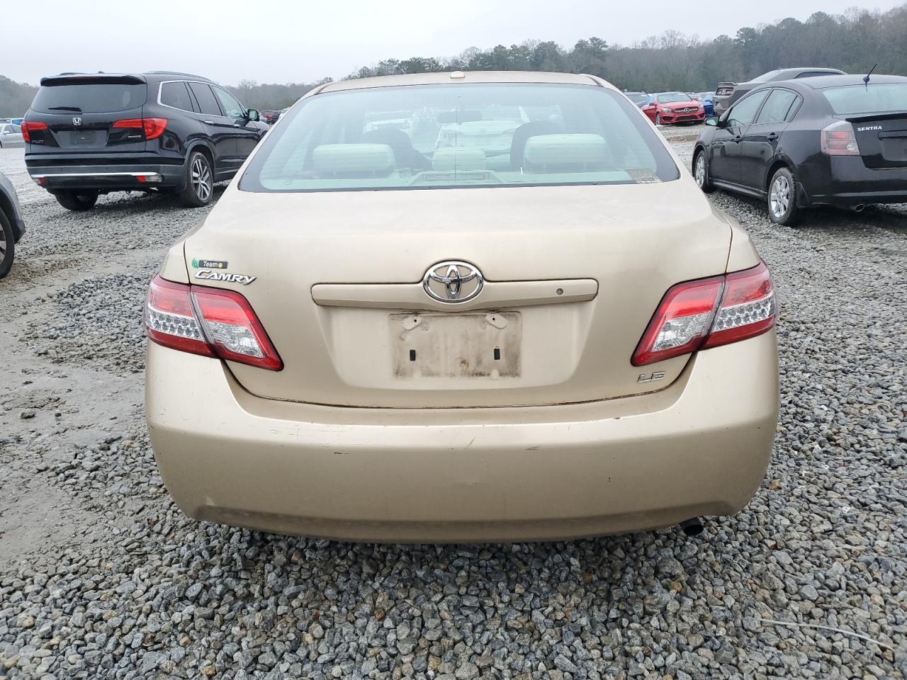 2010 Toyota Camry - Image 6