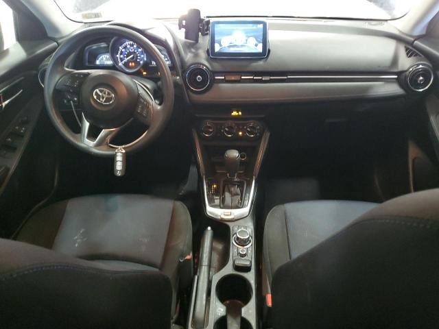  TOYOTA YARIS 2017 Синий