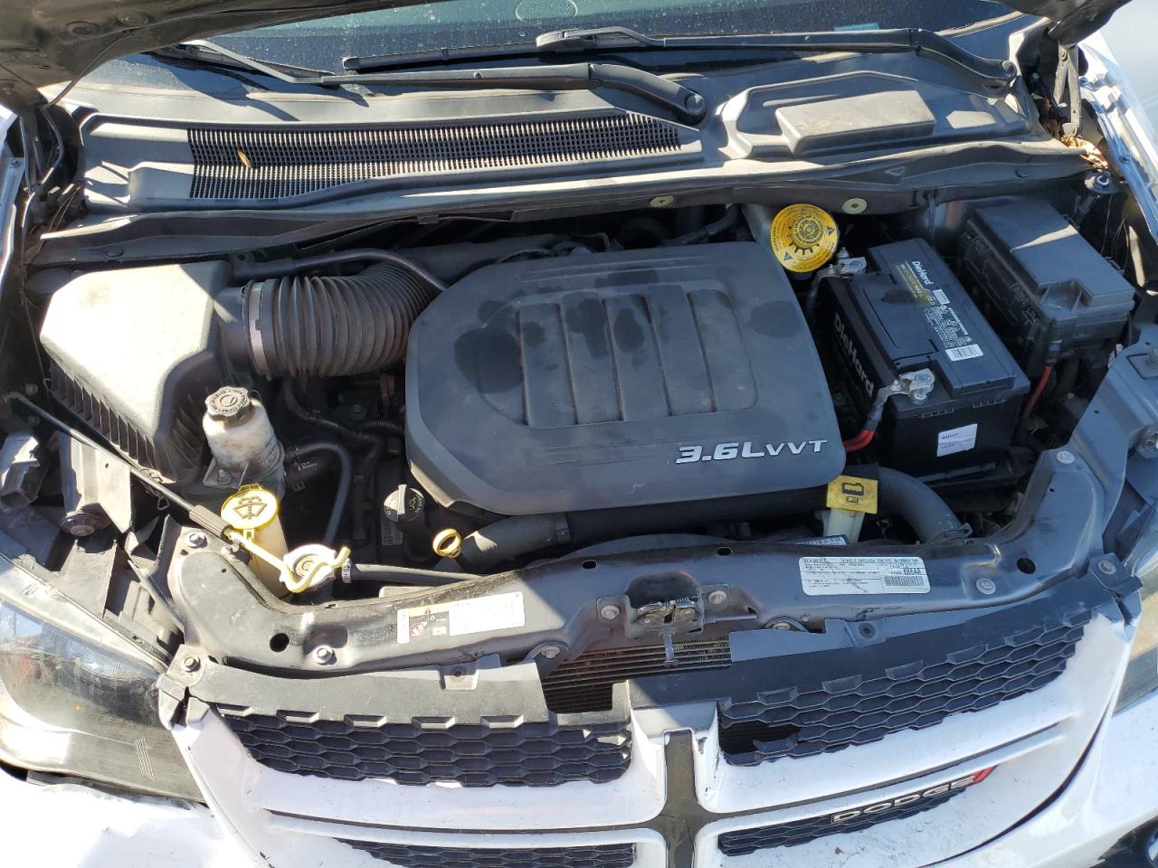2017 Dodge Caravan - Image 12