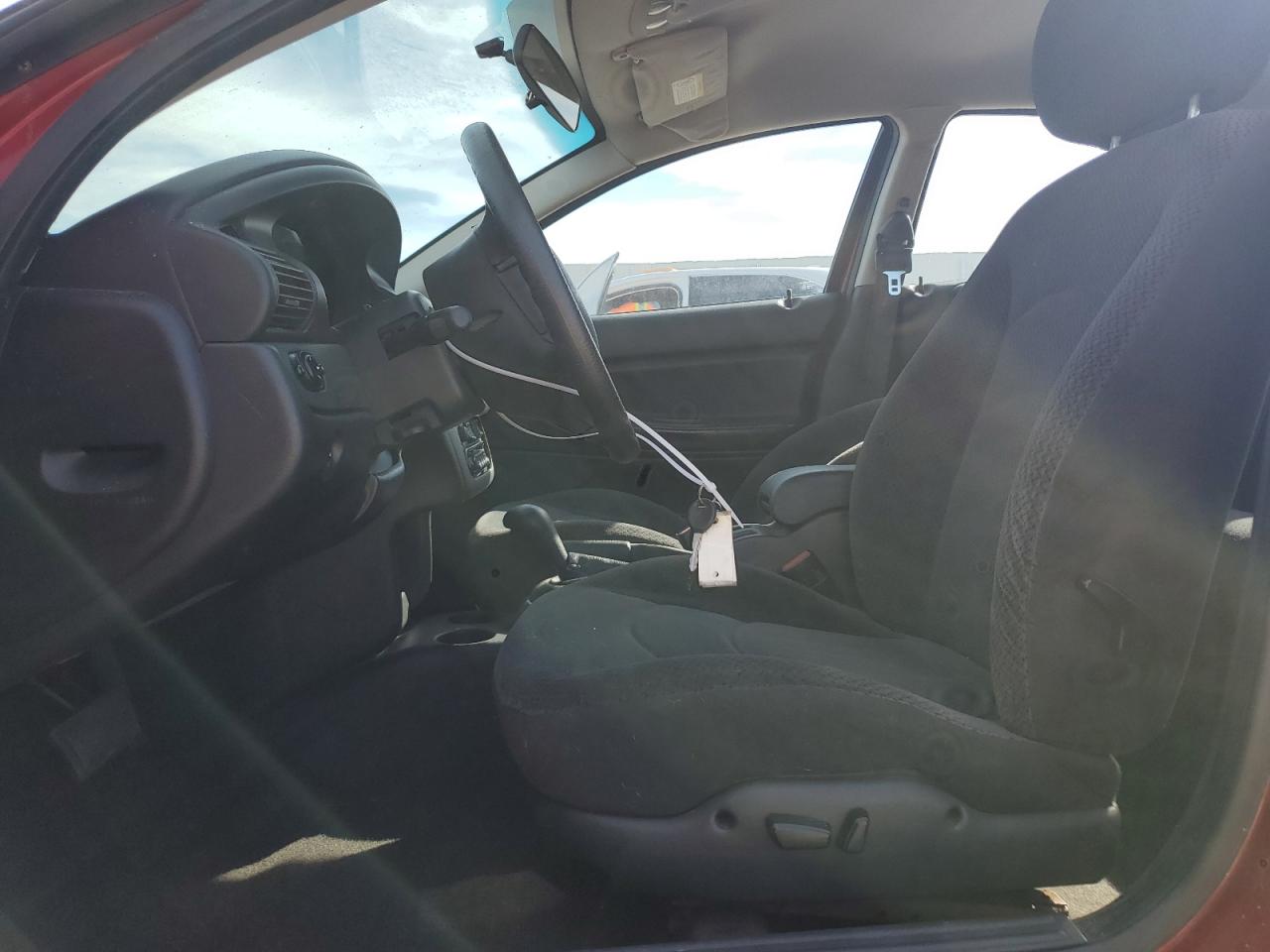 2004 Dodge Stratus - Image 7