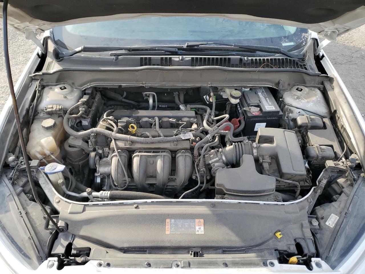 2016 Ford Fusion - Image 13