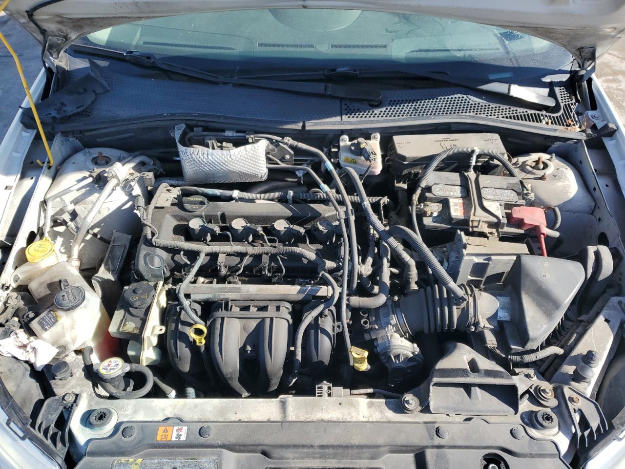 2010 Ford Focus - Image 12