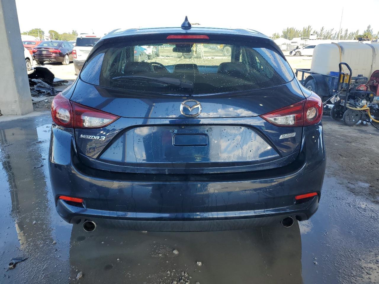 2018 Mazda 3 - Image 6