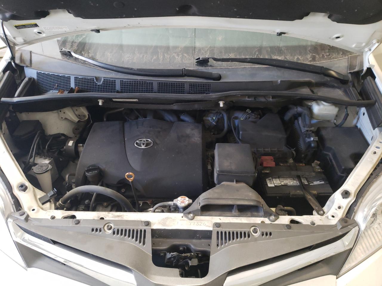 2019 Toyota Sienna - Image 12