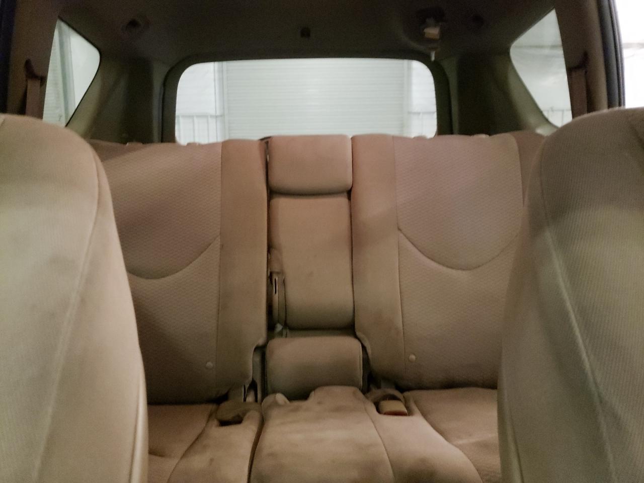 2012 Toyota RAV 4 - Image 10