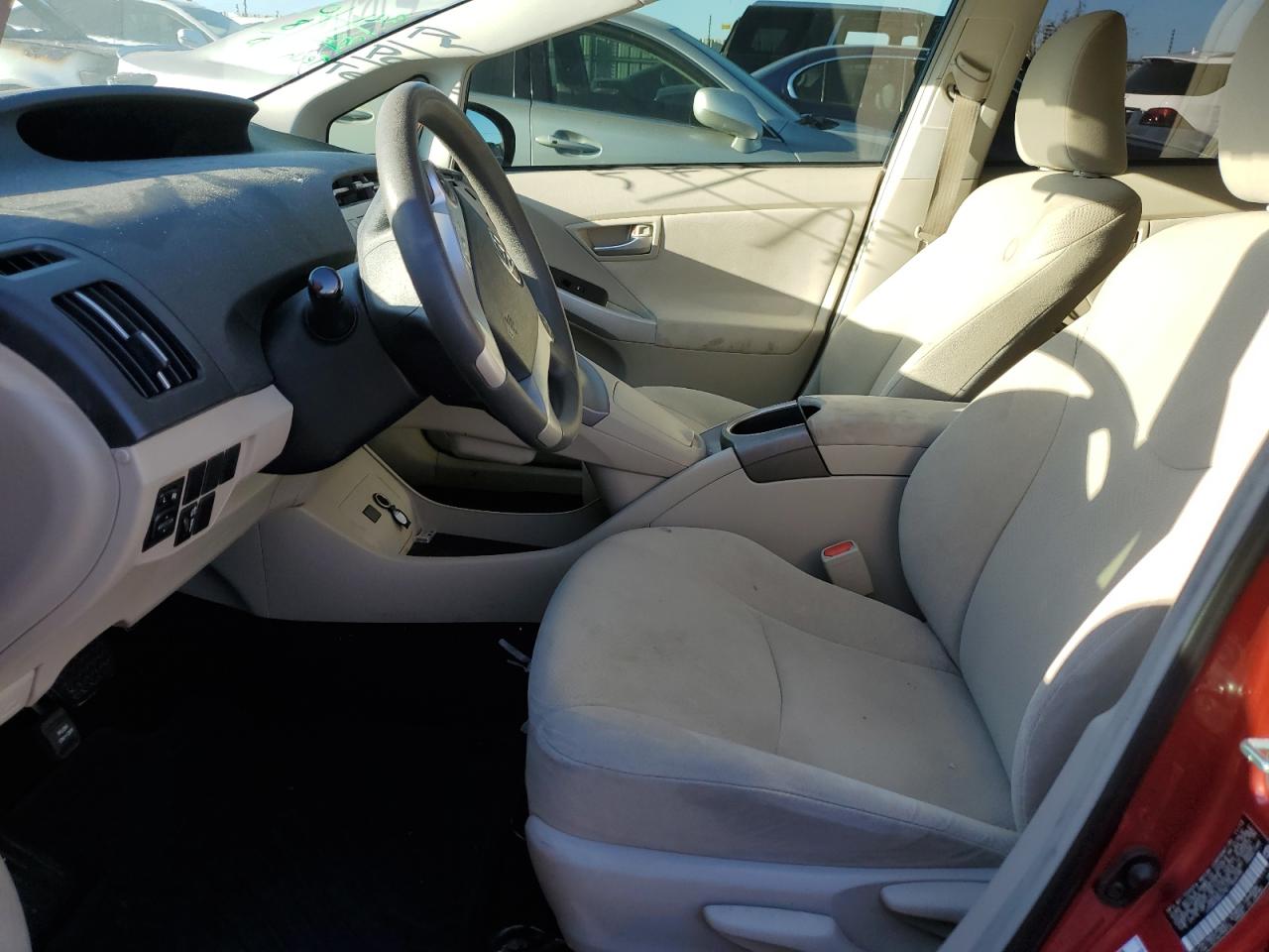 2014 Toyota Prius - Image 7