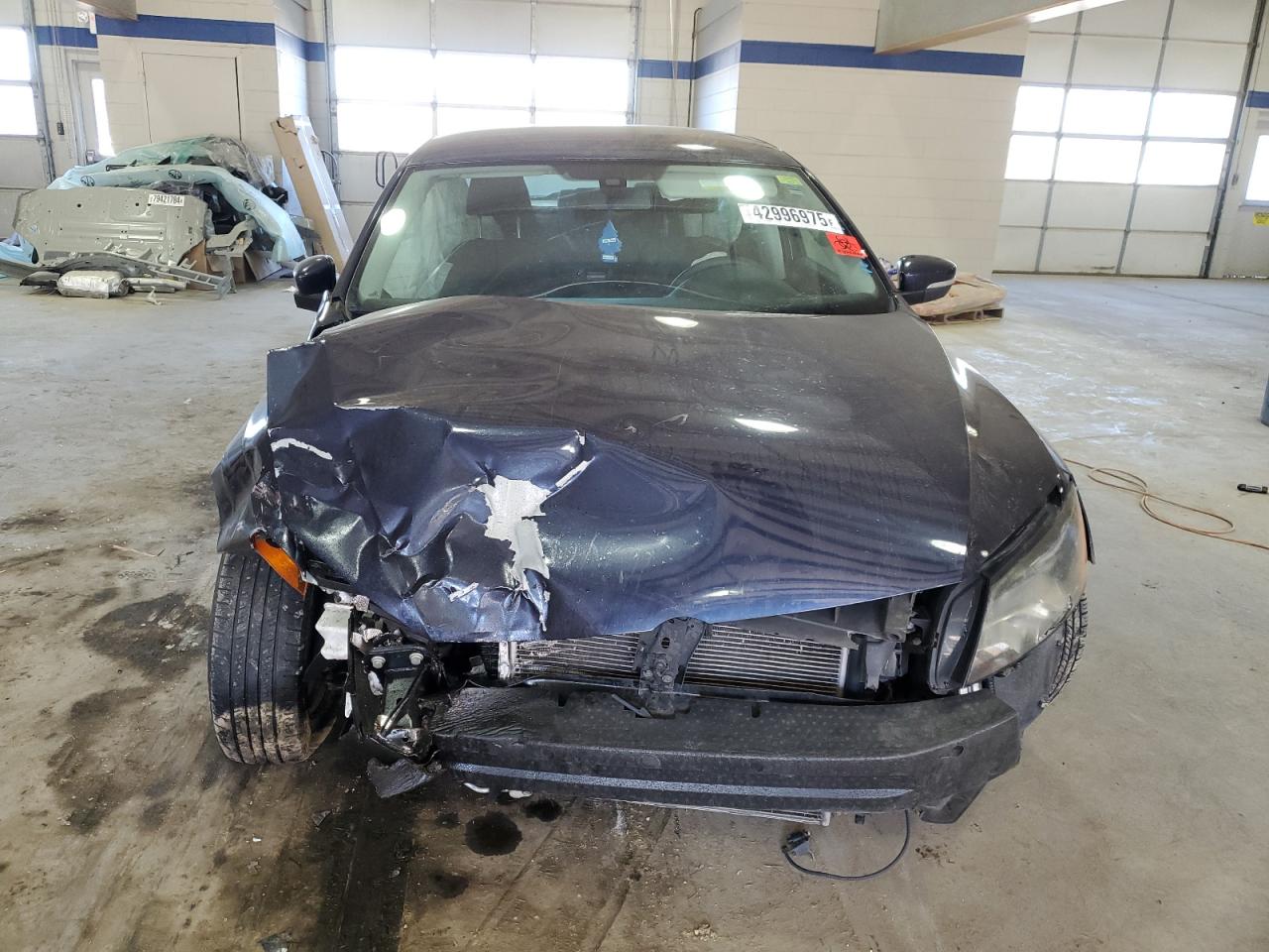 2015 Volkswagen Passat - Image 5