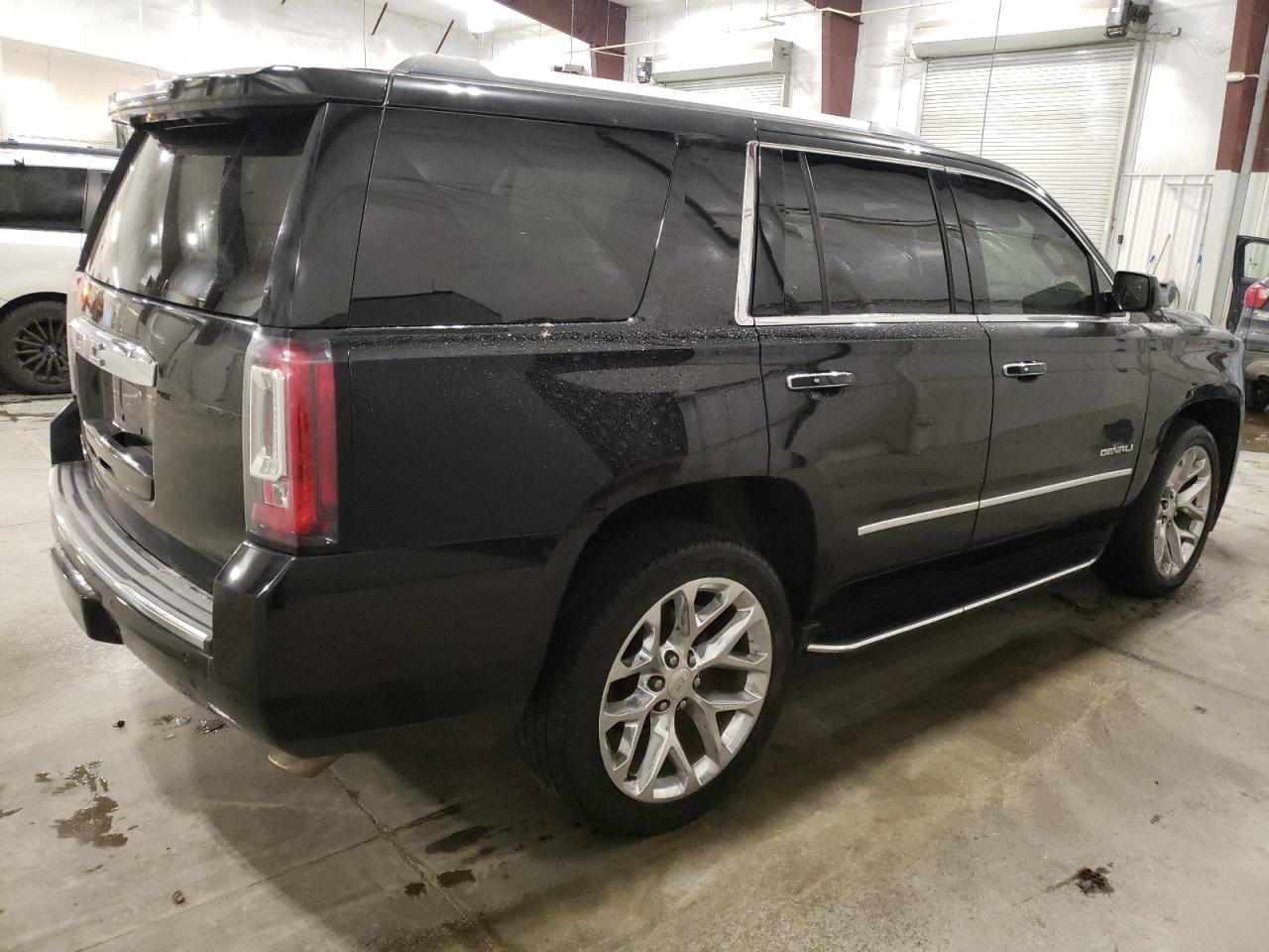 2018 GMC Yukon - Image 3