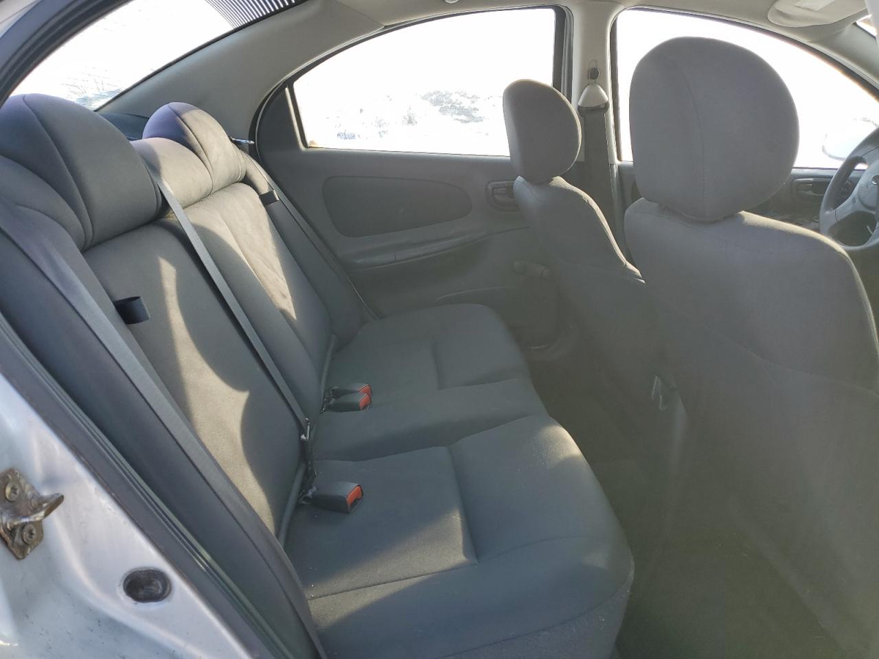 2003 Dodge Neon - Image 10