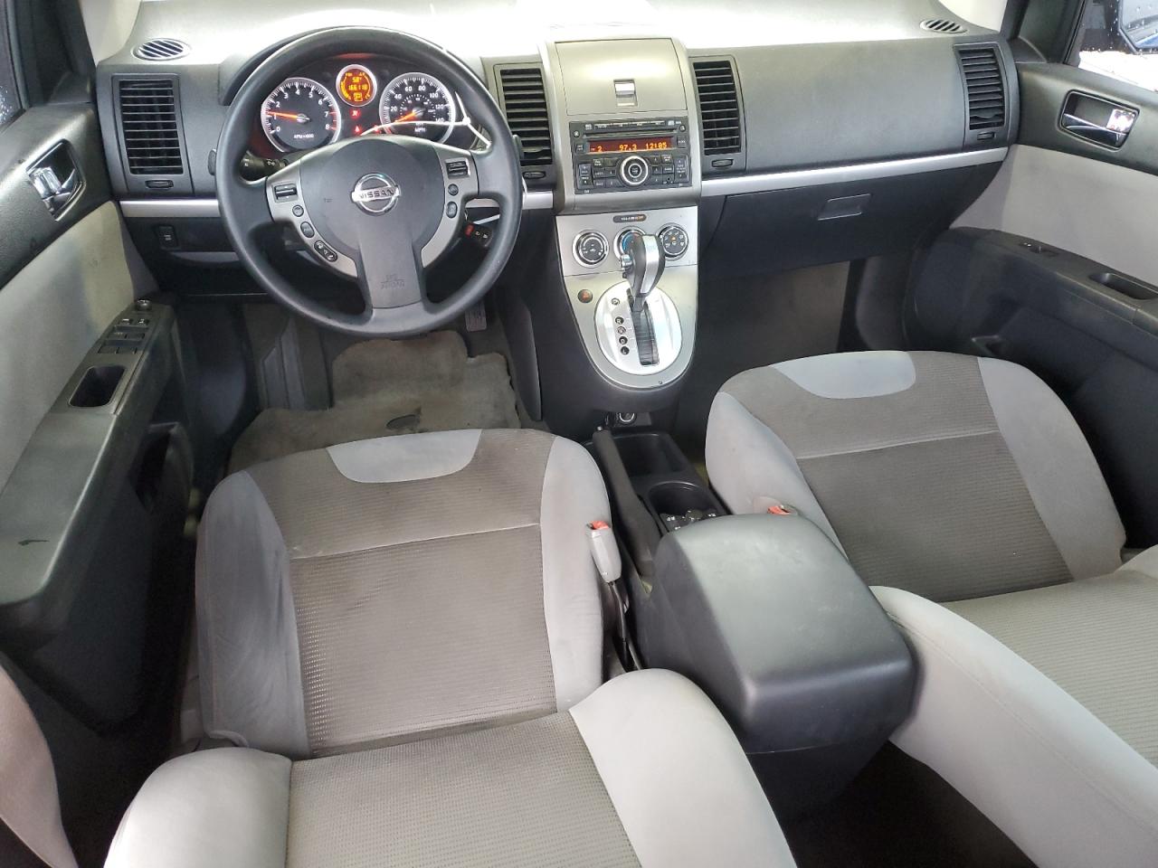 2011 Nissan Sentra - Image 8