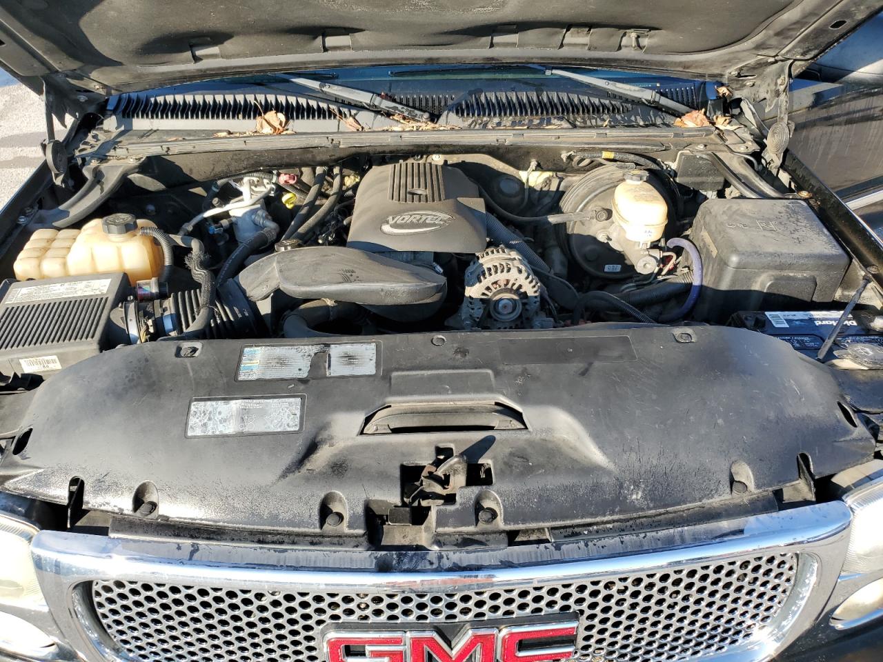 2006 GMC Sierra - Image 11