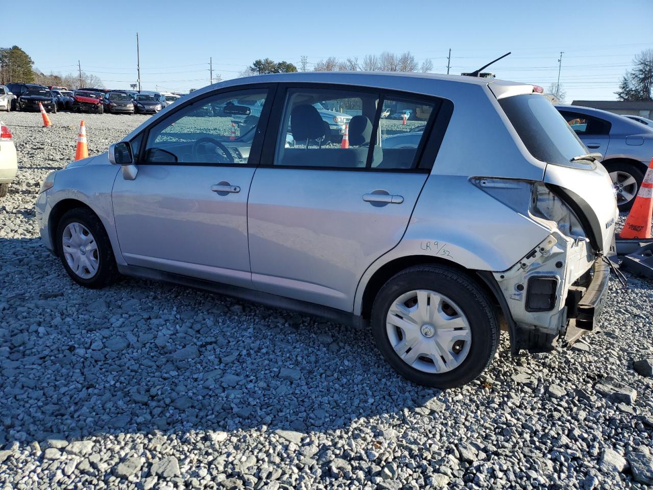 2012 Nissan Versa - Image 2