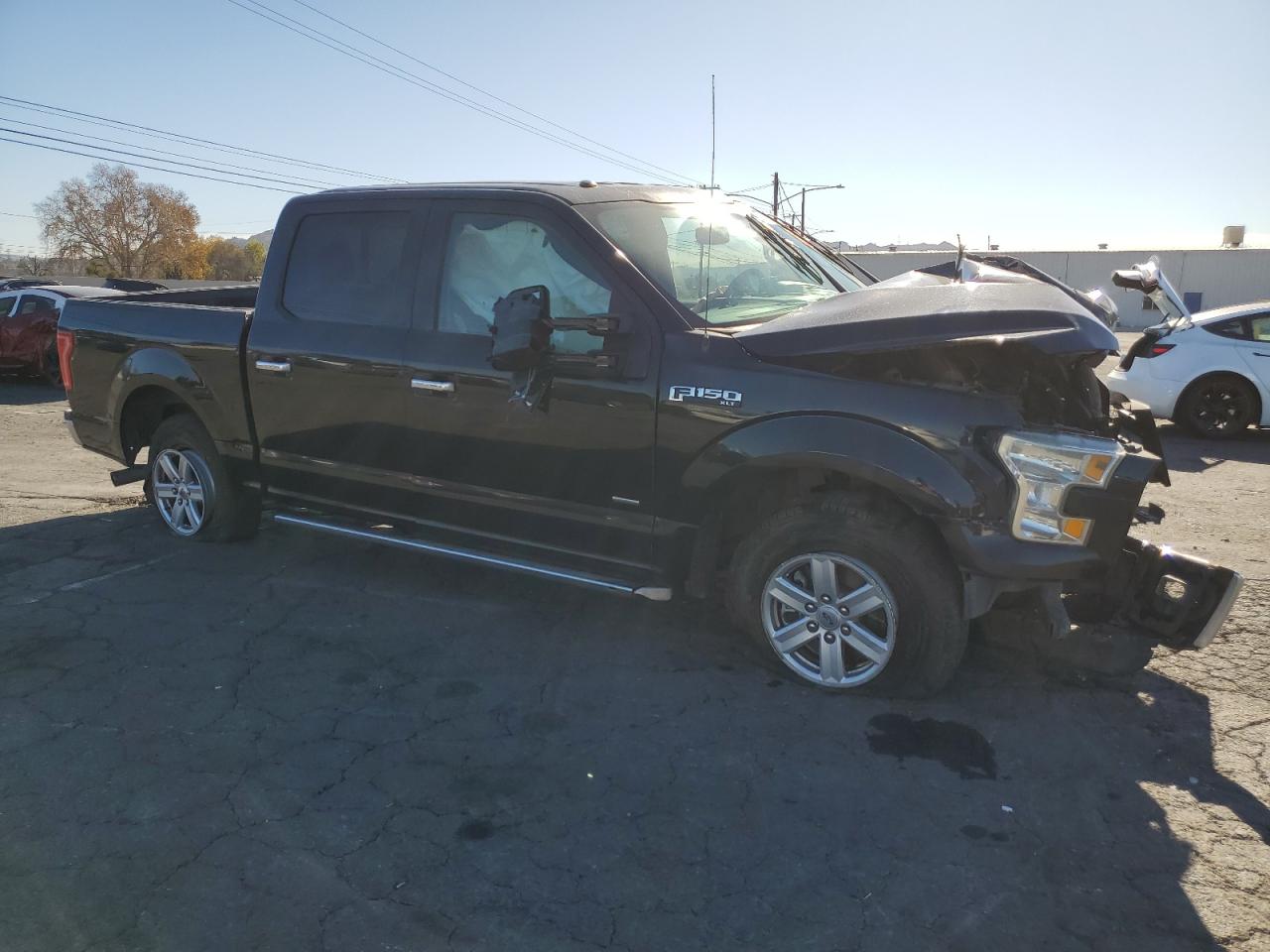 2015 Ford F-150 - Image 4