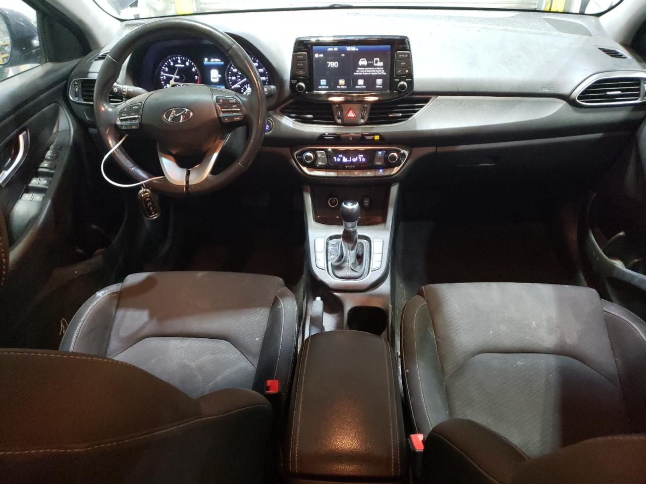 2018 Hyundai Elantra - Image 8