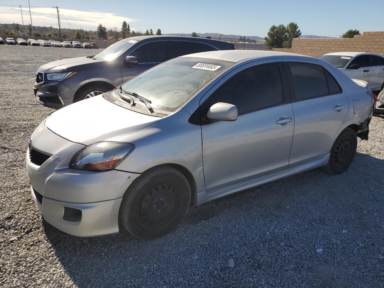 2009 Toyota Yaris - Image 1