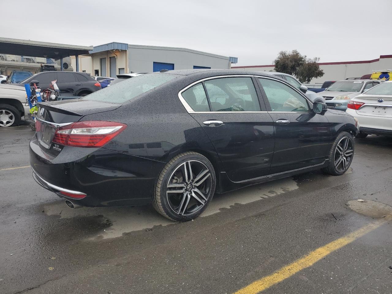 2017 Honda Accord - Image 3