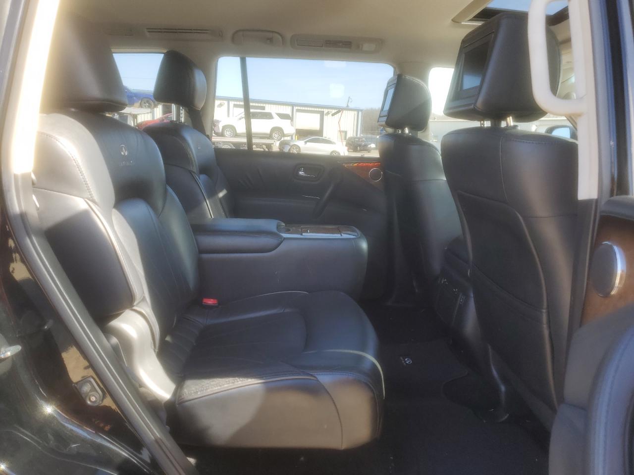 2012 Infiniti QX56 - Image 11