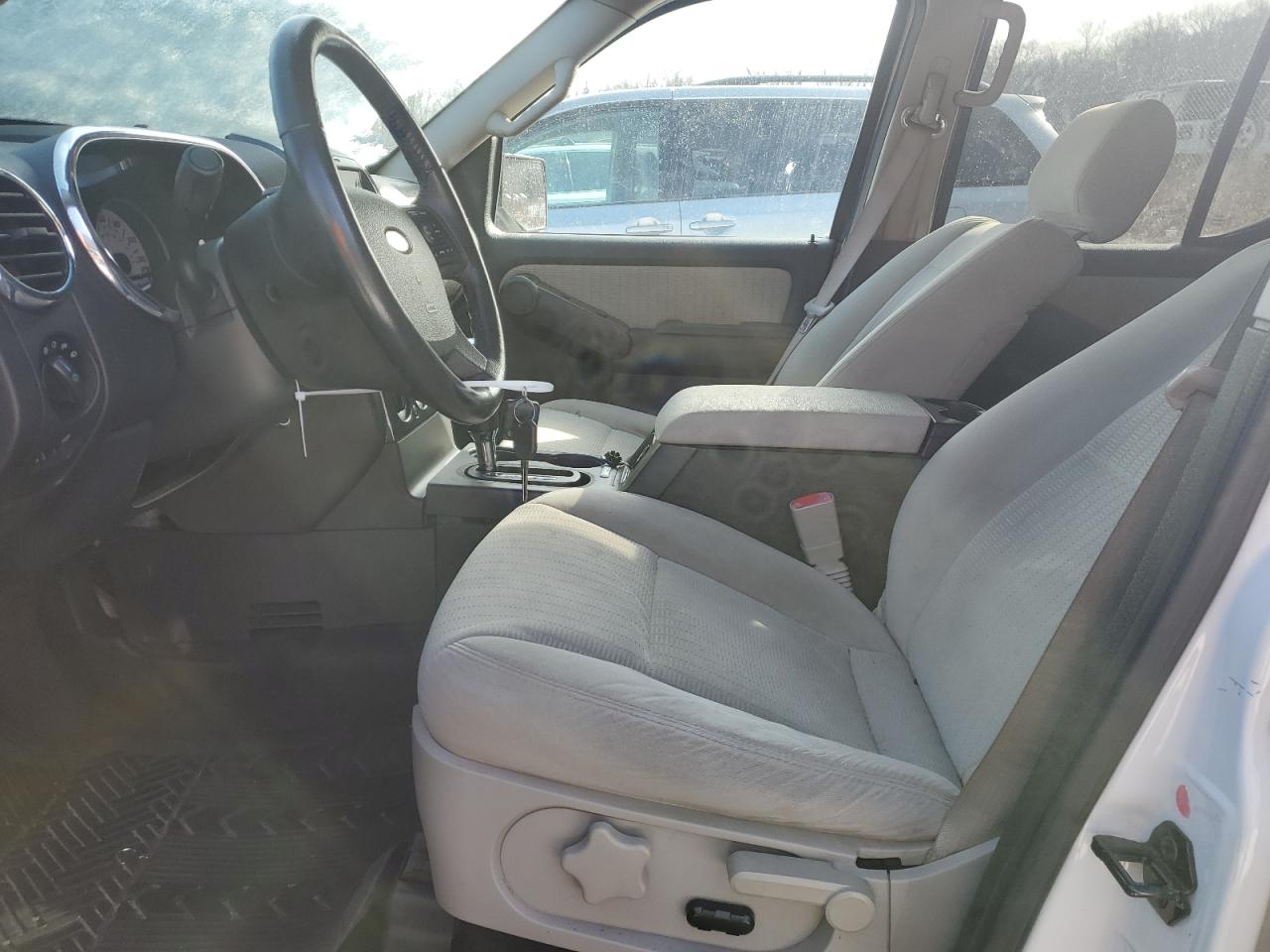 2008 Ford Explorer Sport Trac Xlt VIN: 1FMEU51E58UB26324 Lot: 87275854