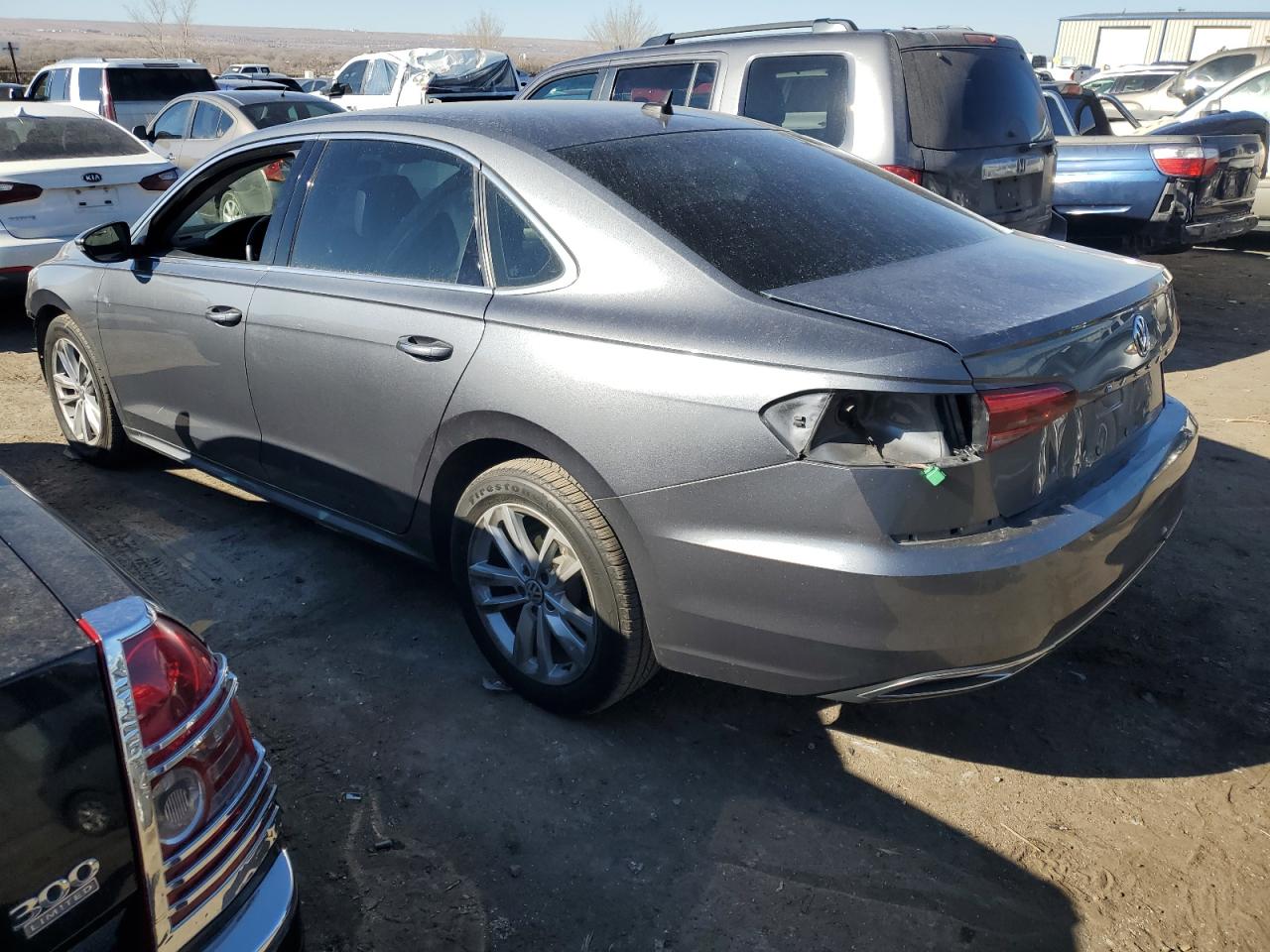 2020 Volkswagen Passat - Image 2