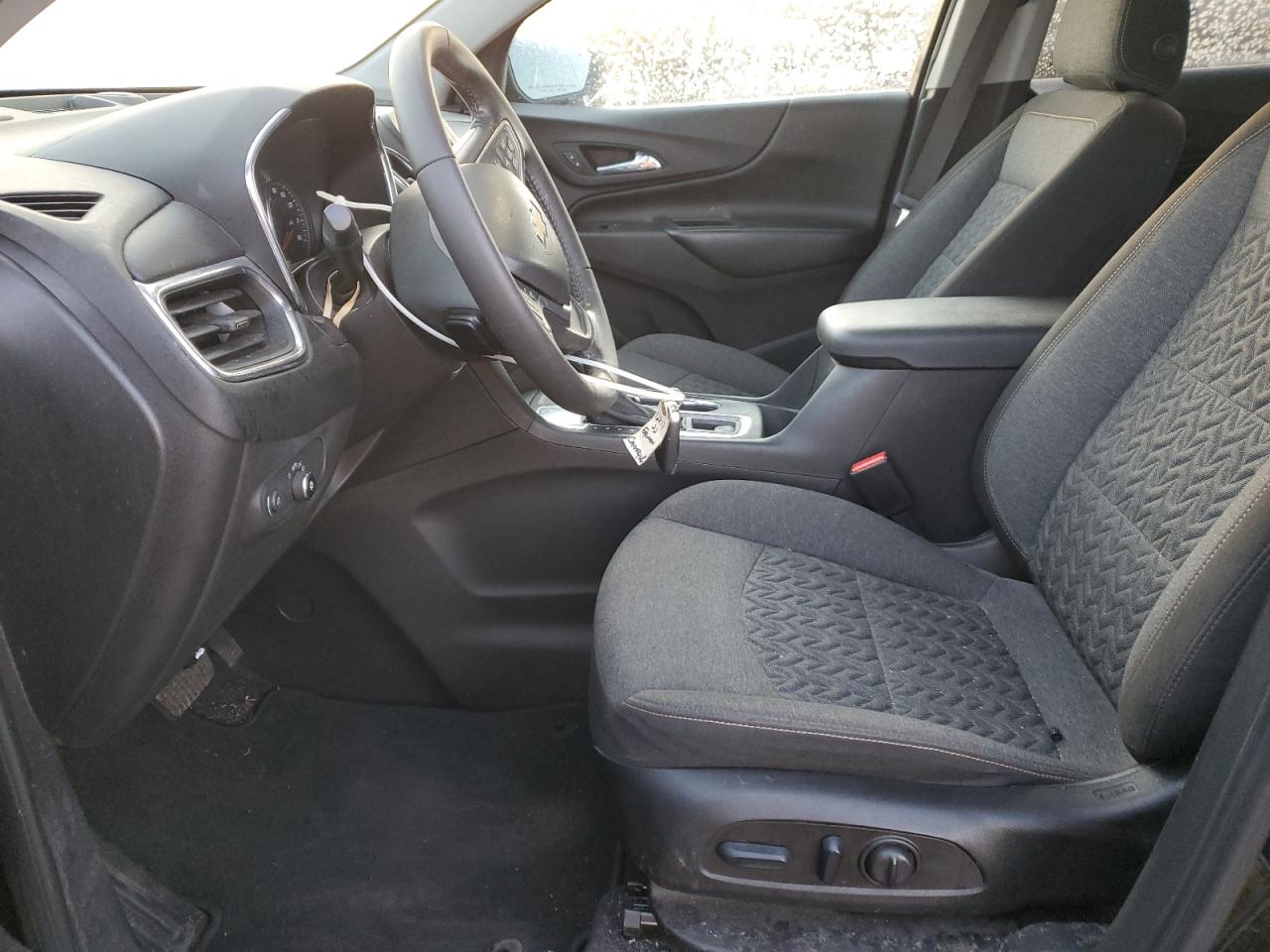 2022 Chevrolet Equinox - Image 7