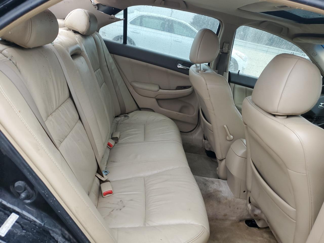 2007 Honda Accord - Image 10