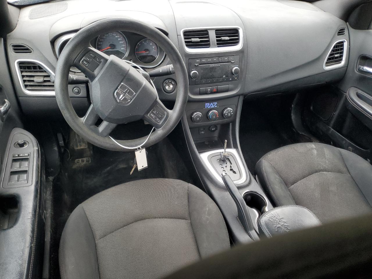2014 Dodge Avenger - Image 8