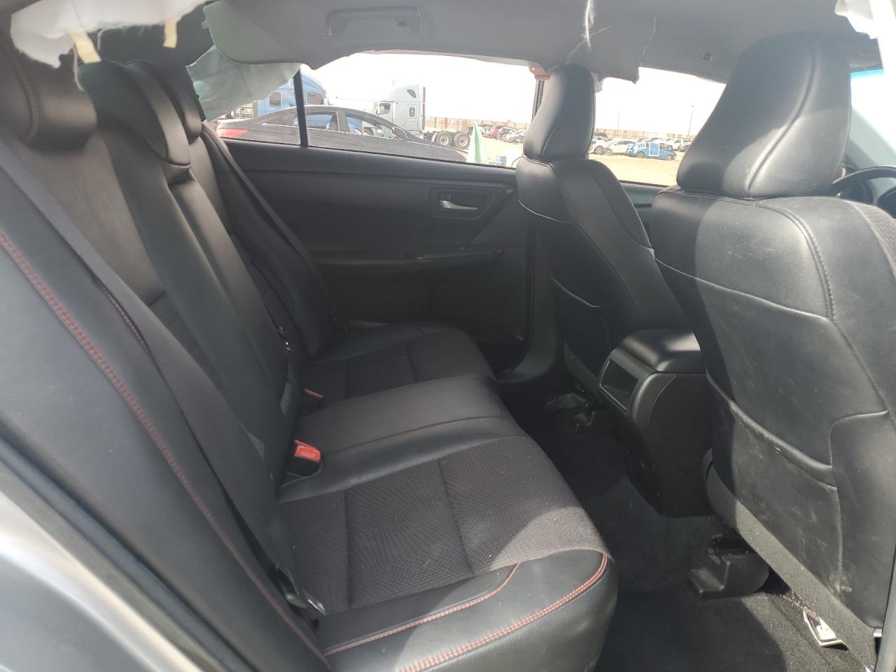 2017 Toyota Camry - Image 10