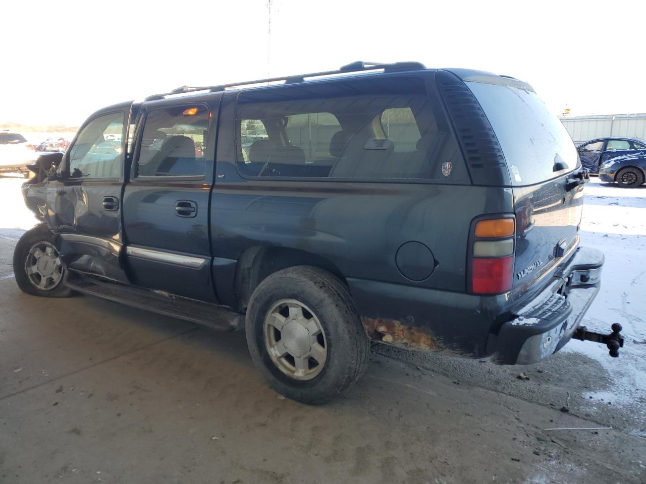 2006 GMC Yukon - Image 2